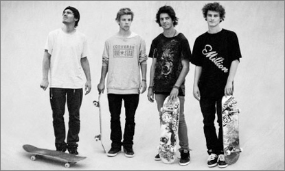 Converse skateboarding hotsell team